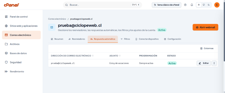 Lista de respuestas automáticas con la respuesta Estoy de vacaciones activa